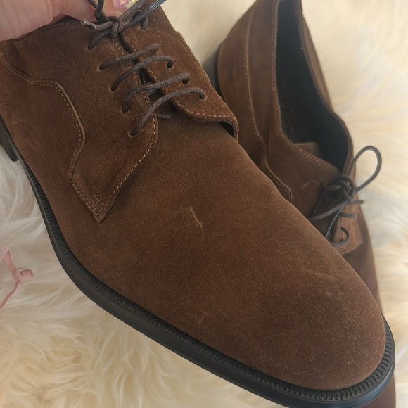 FERRAGAMO Men’s Brown Suede Lace-Up Shoes 8 - Picture 4 of 10